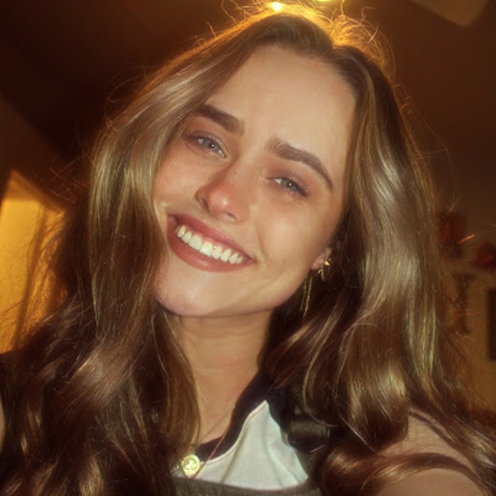 Meet your Posher, Hannah